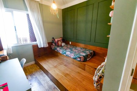 Casa de condomínio à venda com 343m², 3 quartos e 3 vagasSuíte 2