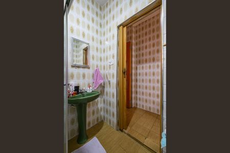 Casa à venda com 90m², 3 quartos e sem vaga Casa à venda com 90m², 3 quartos e sem vagaBanheiro 1