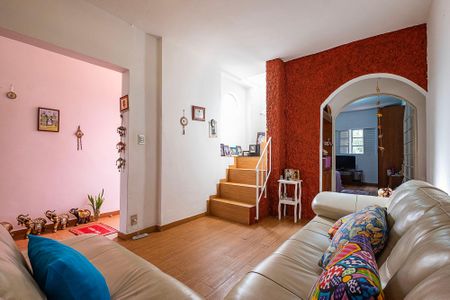 Casa à venda com 90m², 3 quartos e sem vaga Casa à venda com 90m², 3 quartos e sem vagaSala