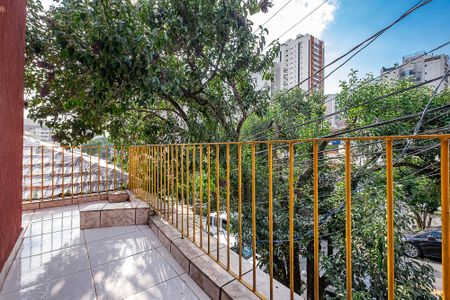 Casa à venda com 90m², 3 quartos e sem vaga Casa à venda com 90m², 3 quartos e sem vagaQuarto 2 - Varanda