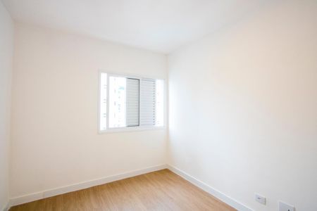 Apartamento para alugar com 106m², 3 quartos e 2 vagasQuarto 2