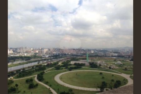 Apartamento à venda com 813m², 4 quartos e 6 vagas