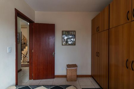 Casa de condomínio à venda com 197m², 3 quartos e 3 vagasQuarto 2