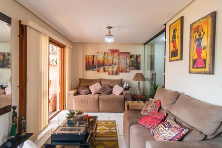 Casa de condomínio à venda com 197m², 3 quartos e 3 vagasSala