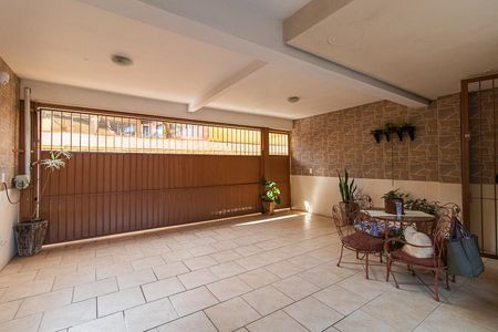 Casa de condomínio à venda com 197m², 3 quartos e 3 vagasGaragem