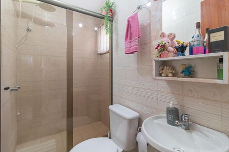 Casa de condomínio à venda com 197m², 3 quartos e 3 vagasBanheiro Social