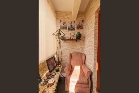 Casa de condomínio à venda com 197m², 3 quartos e 3 vagasSala