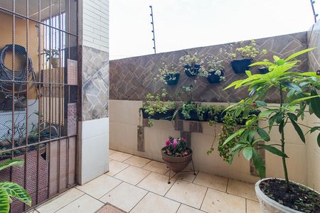 Casa de condomínio à venda com 197m², 3 quartos e 3 vagasGaragem