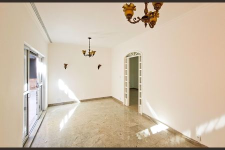 Apartamento para alugar com 150m², 3 quartos e 2 vagas Apartamento para alugar com 150m², 3 quartos e 2 vagasSala