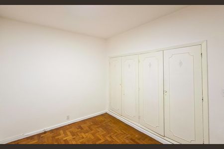 Apartamento para alugar com 150m², 3 quartos e 2 vagas Apartamento para alugar com 150m², 3 quartos e 2 vagasQuarto