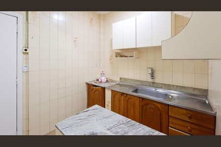 Apartamento para alugar com 150m², 3 quartos e 2 vagas Apartamento para alugar com 150m², 3 quartos e 2 vagasCozinha e Área de Serviço