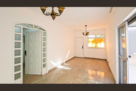 Apartamento para alugar com 150m², 3 quartos e 2 vagas Apartamento para alugar com 150m², 3 quartos e 2 vagasSala