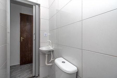 Apartamento para alugar com 20m², 1 quarto e sem vagabanheiro social_3