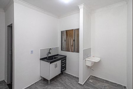 Apartamento para alugar com 20m², 1 quarto e sem vagacozinha e área de serviço compartihadas_3