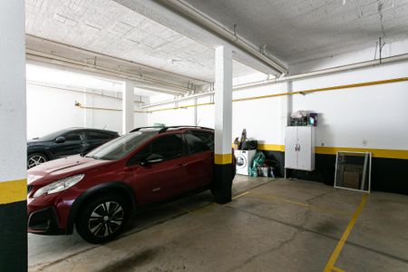 Casa de condomínio para alugar com 38m², 1 quarto e 1 vaga Casa de condomínio para alugar com 38m², 1 quarto e 1 vagaGaragem