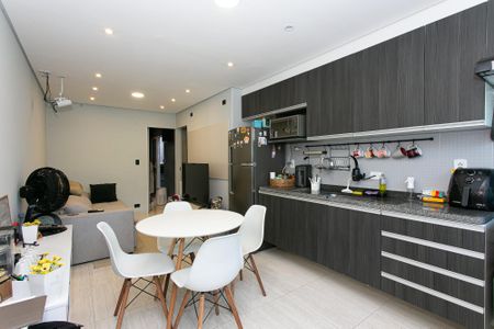 Casa de condomínio para alugar com 38m², 1 quarto e 1 vaga Casa de condomínio para alugar com 38m², 1 quarto e 1 vagaSala