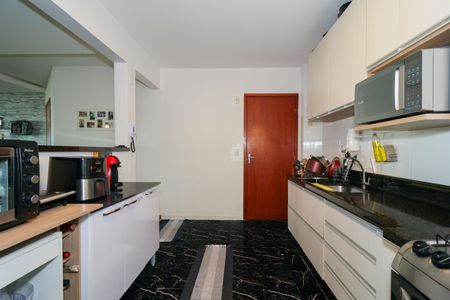 Apartamento à venda com 110m², 3 quartos e 2 vagasCozinha