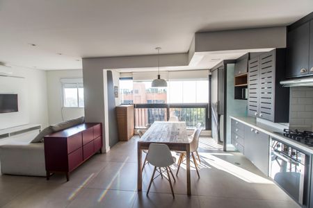 Apartamento à venda com 62m², 1 quarto e 1 vaga Apartamento à venda com 62m², 1 quarto e 1 vagaSala de Jantar