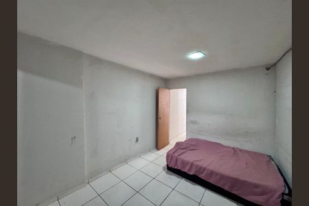 Casa à venda com 30m², 1 quarto e sem vagaQuarto