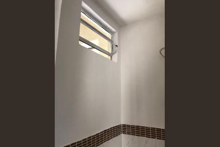 Casa de condomínio para alugar com 240m², 3 quartos e 2 vagas Casa de condomínio para alugar com 240m², 3 quartos e 2 vagasBanheiro de Serviço