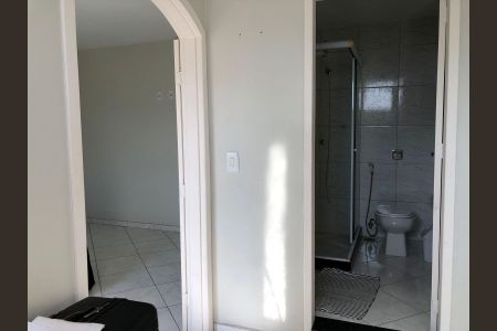 Casa de condomínio para alugar com 240m², 3 quartos e 2 vagas Casa de condomínio para alugar com 240m², 3 quartos e 2 vagasCorredor