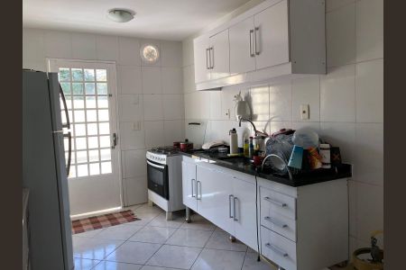 Casa de condomínio para alugar com 240m², 3 quartos e 2 vagas Casa de condomínio para alugar com 240m², 3 quartos e 2 vagasCozinha