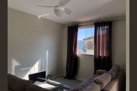 Casa de condomínio para alugar com 240m², 3 quartos e 2 vagas Casa de condomínio para alugar com 240m², 3 quartos e 2 vagasSala