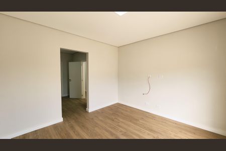 Casa de condomínio à venda com 208m², 3 quartos e 2 vagas Casa de condomínio à venda com 208m², 3 quartos e 2 vagasSuíte