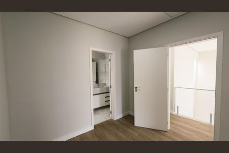 Casa de condomínio à venda com 208m², 3 quartos e 2 vagas Casa de condomínio à venda com 208m², 3 quartos e 2 vagasSuíte