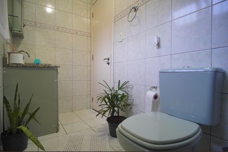 Casa à venda com 264m², 3 quartos e 3 vagasBanheiro 2