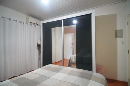 Casa à venda com 264m², 3 quartos e 3 vagasSuíte 1