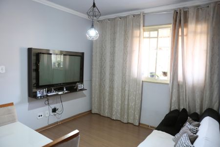 Sala de apartamento à venda com 2 quartos, 50m² em Milionários, Belo Horizonte