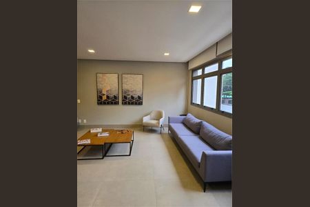 Apartamento à venda com 28m², 1 quarto e sem vaga