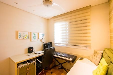 Apartamento à venda com 118m², 3 quartos e 4 vagasQuarto 2