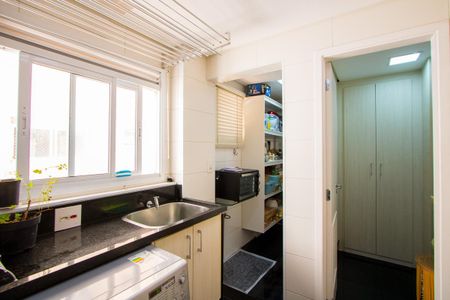 Apartamento à venda com 118m², 3 quartos e 4 vagasÁrea de serviço