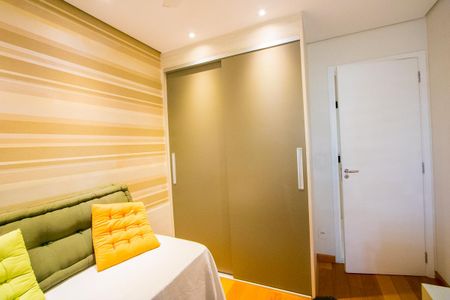 Apartamento à venda com 118m², 3 quartos e 4 vagasQuarto 2