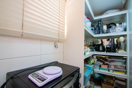 Apartamento à venda com 118m², 3 quartos e 4 vagasDespensa 1