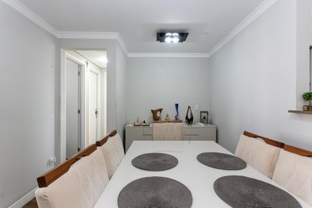 Apartamento à venda com 81m², 3 quartos e 1 vaga Apartamento à venda com 81m², 3 quartos e 1 vagaSala