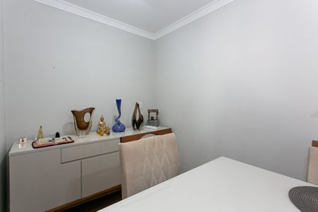 Apartamento à venda com 81m², 3 quartos e 1 vaga Apartamento à venda com 81m², 3 quartos e 1 vagaSala