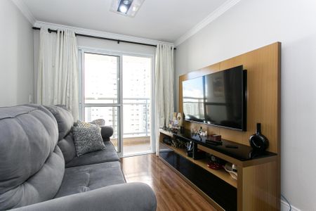 Apartamento à venda com 81m², 3 quartos e 1 vaga Apartamento à venda com 81m², 3 quartos e 1 vagaSala