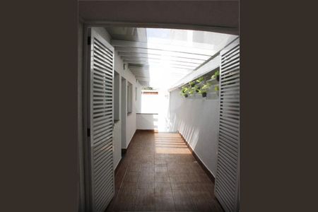 Casa à venda com 172m², 3 quartos e 2 vagas