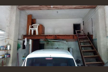 Casa à venda com 114m², 2 quartos e 1 vaga