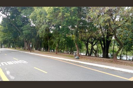 Casa à venda com 114m², 2 quartos e 1 vaga