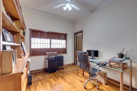 Casa à venda com 289m², 3 quartos e 3 vagas