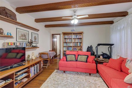 Casa à venda com 3 quartos, 289m² em Granja Julieta, São Paulo