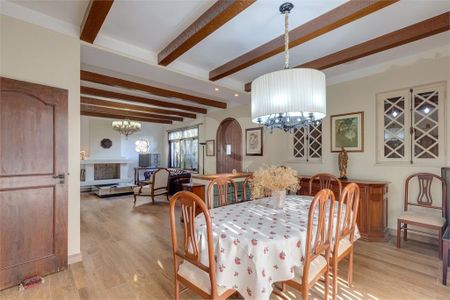 Casa à venda com 3 quartos, 289m² em Granja Julieta, São Paulo