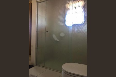 Casa à venda com 269m², 2 quartos e 1 vaga