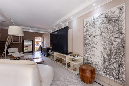 Casa à venda com 4 quartos, 390m² em Chácara Monte Alegre, São Paulo