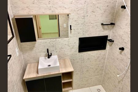 Casa à venda com 2 quartos, 123m² em Parque das Nações, Santo André