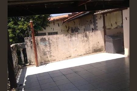 Casa à venda com 4 quartos, 150m² em Jardim das Vertentes, São Paulo